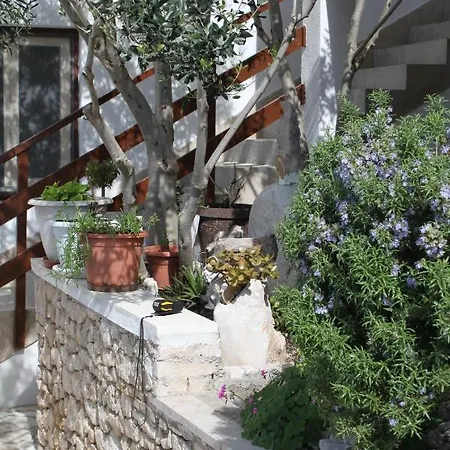 Apartments By The Sea Drasnice, Makarska - 2581