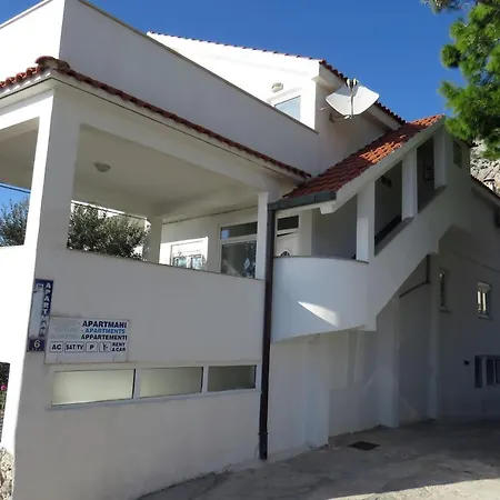Apartment Apartments By The Sea Drasnice, Makarska - 2581